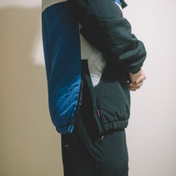 MISHKA NASA KEEP WATCH ANORAK JACKET - Picture 9 of 9